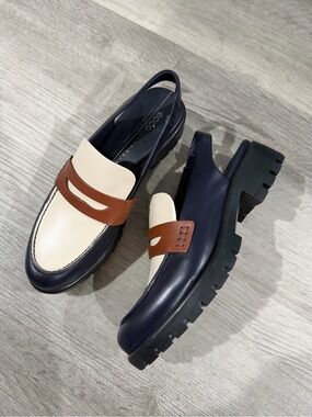 ECCO Navy, Cream & Brown Chunky Leather Slingback Loafers
